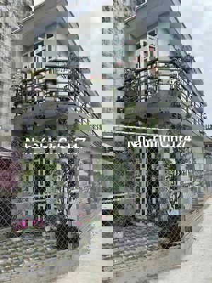 Bán nhà 2 tầng mới hẻm xe tải quay đầu Xuân Thới Đông HM. 3,7x19m.2,99