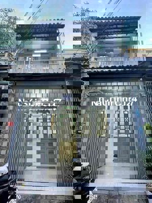 NHÀ giáp MT Mã Lò, Bình Tân. 34m2, hẻm xe hơi. Giá 3.4 Tỷ TL