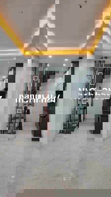 Chính chủ bán gấp nhà mới tinh nở hâụ 37m, chỉ 5,08 tỷ Di trạch