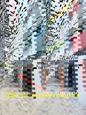 Sụp hầm chính chủ gửi căn nhà sầm uất Thủ Đức chi 2,85 tỷ