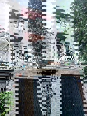 nhà 4×20 ngay tl13 ngã tư ga q12. xây  2 lầu giá 5.7ty tl