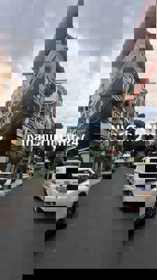 NGAY NHÀ GA T3 - HẺM Ô TÔ TRÁNH - CỘNG HÒA - DT: 3,6M X 18M.