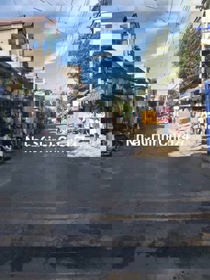 hơn 500m2 mặt tiền đường nhựa, 10x50 , 100m thổ cư, ngân hàng, tl