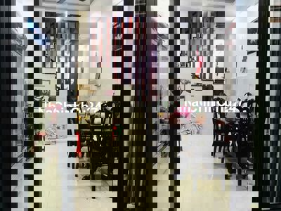 Bán gấp nhà mặt Đường 359, Phước Long B, Thủ Đức, 165m2, 1 trệt 2 lầu