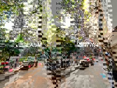 CHÍNH CHỦ nhà 80 m2 x 4 tầng, full đồ CB,  MỚI ĐẸP,  Ô TÔ ĐỖ 14 tr/th