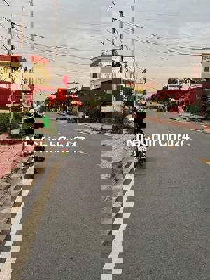 Chính chủ bán lô đất đẹp mặt tiền đường 404