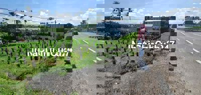 Mặt tiền Quốc Lộ 1 ngay KDC 420m có 200m thổ cư