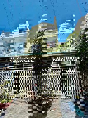 BÁN NHÀ 1 TRỆT 2 LẦU ĐÚC THẬT CÁCH CHỢ CHỈ 250M