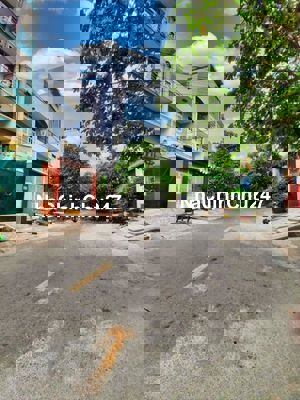 🌹Nhà đẹp MTNB Cư Xá D - 4x18,75m 5 tầng 5PN GẦN MT BÌNH PHÚ, L.C.HOÀNG