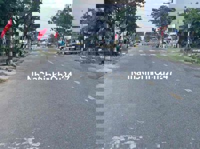 Cần bán lô đất đẹp đường Nguyễn Thần Hiến – gần biển, gần resort!