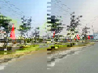 500m ngang 20m 3. mặt tiền Nam việt á giá đầu tư