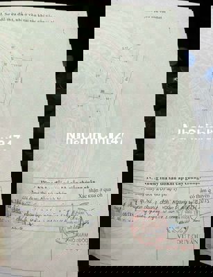 Đất thổ cư có nhà biệt thự ba tầng