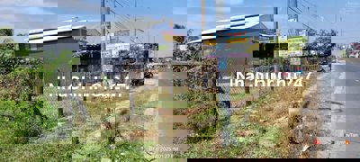 Bán đất mặt tiền QL50 thổ cư, chính chủ, giá tốt - 10 triệu/mét vuông.