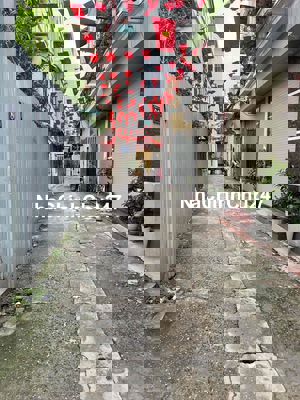 BÁN NHÀ MỚI - 40M2 / 5 TẦNG - 4 PHÒNG NGỦ - LĨNH NAM - HOÀNG MAI