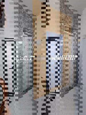 BÁN NHÀ THANG MÁY MỚI KÍNH KOONG NAM DƯ, LĨNH NAM, HOÀNG MAI.