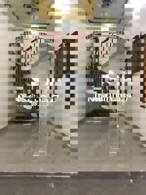 Chính chủ cần bán nhà 2.5 tầng tại ngõ 385 Ngô Gia Tự, Hải Phòng