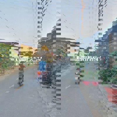 NHÀ MẶT ĐƯỜNG HUỲNH THỊ NA XÃ ĐÔNG THẠNH HUYỆN HÓC MÔN