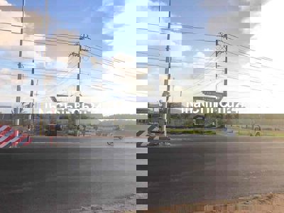 Có 4 lô sỉ mỗi lô 1,000m2 đất mặt tiền đường TL44B Tam Phước,Long Điền