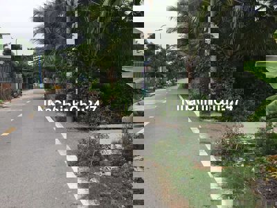 Đất 2 mặt tiền đường nhựa lớn, gần sông Sài Gòn. Nhị Bình 12, Hóc Môn.