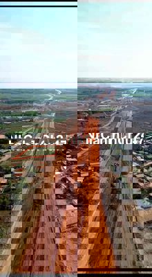 đất mặt tiền 25C cổng sân bay Long Thành