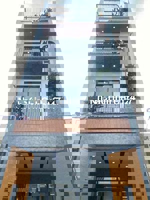 Bán nhà mới 4 tầng, nội thất cao cấp, ô tô đậu trong nhà, giá 7,25 tỷ