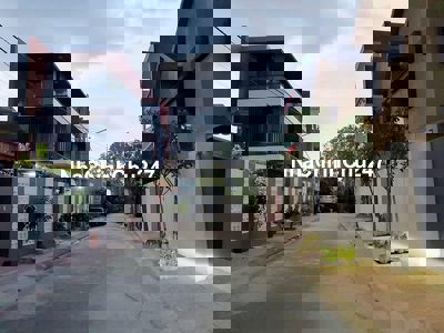 Chính chủ bán đất đường Hoàng Hữu Nam, gần Suối Tiên, BX miền Đông mới