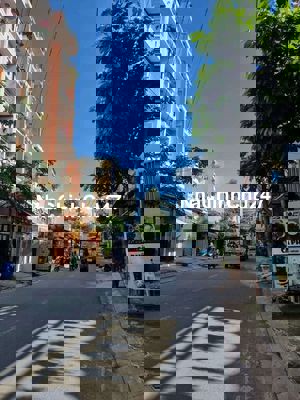 Nhà phố 4 tầng 5m x 20m. Mặt tiền đường Huỳnh Thị Hai