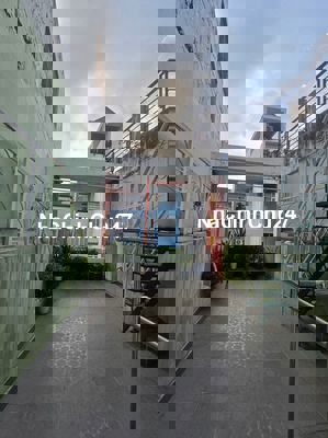 Ngay Nhà Ga T3, Khu VIP Quân Đội, 102m2, 4 Tầng BTCT, Vuông A4