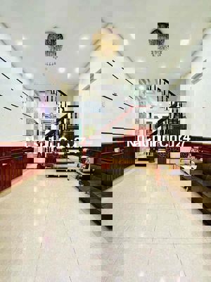 Bán nhà 2 lầu giá 6,6 tỷ hẻm ô tô phường BTĐ TP Thủ Đức