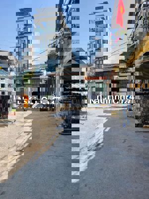 NHÀ CẤP 4  TIỆN XÂY MỚI. DT. 97M2. GIÁ CHƯA TỚI 50TR/M2.GẦN TRƯỜNG HỌC