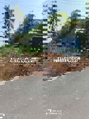 Bán gấp đất mt 7m nhựa nở hậu 8,5m giá cực rẻ dân cư đông, sổ hồng sẵn