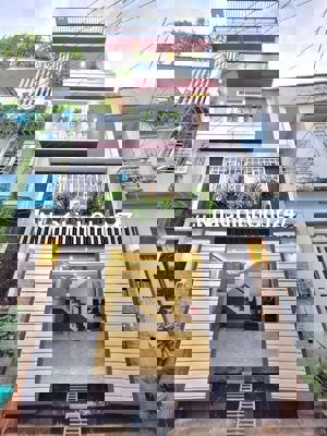 Cần Bán Nhà 1 Trệt 1Lửng 2 Lầu Full Nội Thất Gần Ngã 4 Ga