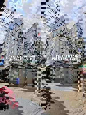 CHỦ GẤP BÁN LẮM RỒI,CHỈ NHỈNH 4TỶ TL CÓ NGAY NHÀ 4TẦNG DT50M,HẺM Ô TÔ