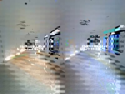 Nhà Đẹp Mặt Phố Nguyễn Văn Trỗi, 83 m, 8 tầng, mt 8m, giá 37.9 tỷ