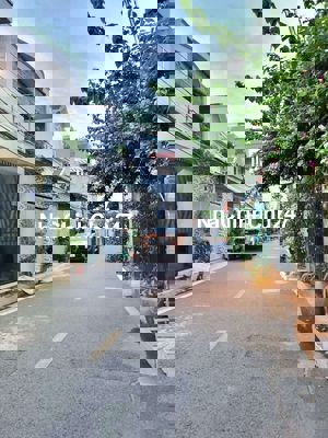 BÁN NHÀ MẶT TIỀN QUẬN 2, 96M2, NHỈNH 7 TỶ,TIỆN DI CHUYỂN VÀO TRUNG TÂM