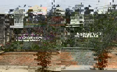 Đất thổ cư mặt tiền