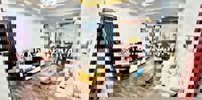 CHÍNH CHỦ BÁN NHÀ TẬP THỂ NGUYỄN CÔNG TRỨ, LÒ ĐÚC, 78M, 3PN RIÊNG BIỆT