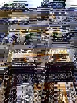 Siêu phẩm 5x15m,4 tầng mới, nội thất cao cấp, sát nhà ga T3, 9 tỉ 980