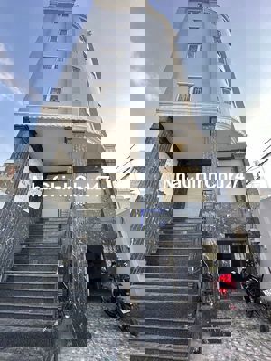 Bán nhà 2 mặt tiền đường Nguyễn Duy Trinh có hầm để xe (chính chủ)