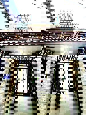 Gia chủ đi nước ngoài cần bán nhà ở Trần Đại Nghĩa 82 m²