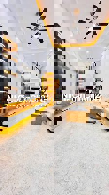 CHÍNH CHỦ BÁN NHÀ NGUYỄN KHÁNH TOÀN, Ô TÔ ĐỖ CỔNG, 35M2 GIÁ CHỈ 7 TỶ