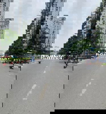 LÔ GÓC KHÔNG LỘ GIỚI 6x15 HẺM XE HƠI SÁT PHẦN MỀM QUANG TRUNG Q12