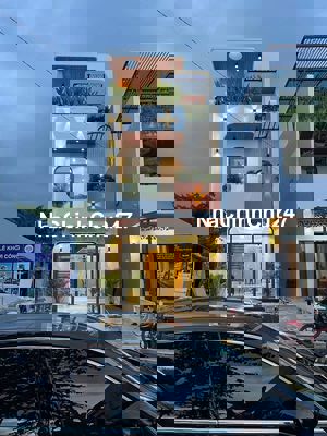 🚨 NHÀ PHỐ 3 TẦNG CHÍNH CHỦ –  NGAY TT TP TÂN AN – GIÁ CHỈ 2 TỶ 4