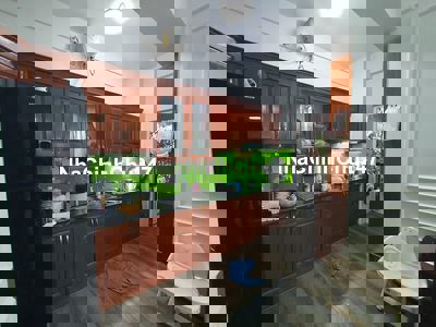 CC 103  NGUYỄN KHUYẾN LÔ GÓC  2 NGỦ FULL NỘI THẤT Ở NGAY CÓ SLOT Ô TÔ