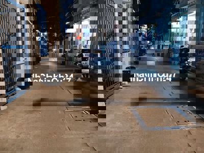 Cc cần bán nhà hẻm xe hơi phú thuận Q7