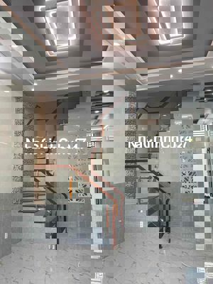 bán nhà nguyên căn chính chủ chợ đầu mối bình điền Q8