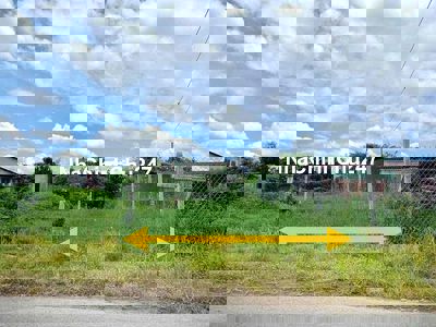 CHỦ ĐỊNH CƯ NƯỚC NGOÀI BÁN GẤP LÔ PHƯỚC THẠNH 180M2 GIÁ 560 TRIỆU