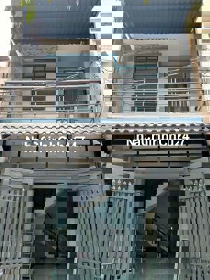 Chính chủ bán gấp căn dt 64m2 giá 1ty2 Bình Chánh