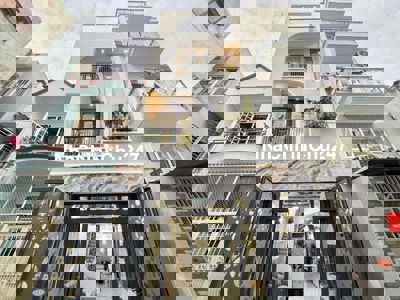 “Kẹt tiền bán nhanh – Nhà Phạm Ngũ Lão, chính chủ, vào ở ngay!”