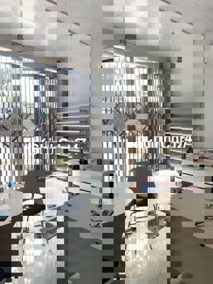 Mặt Tiền chính Lê Hông Phong, 250m2, cổng sau Hẻm 66 Huỳnh Văn Nghệ